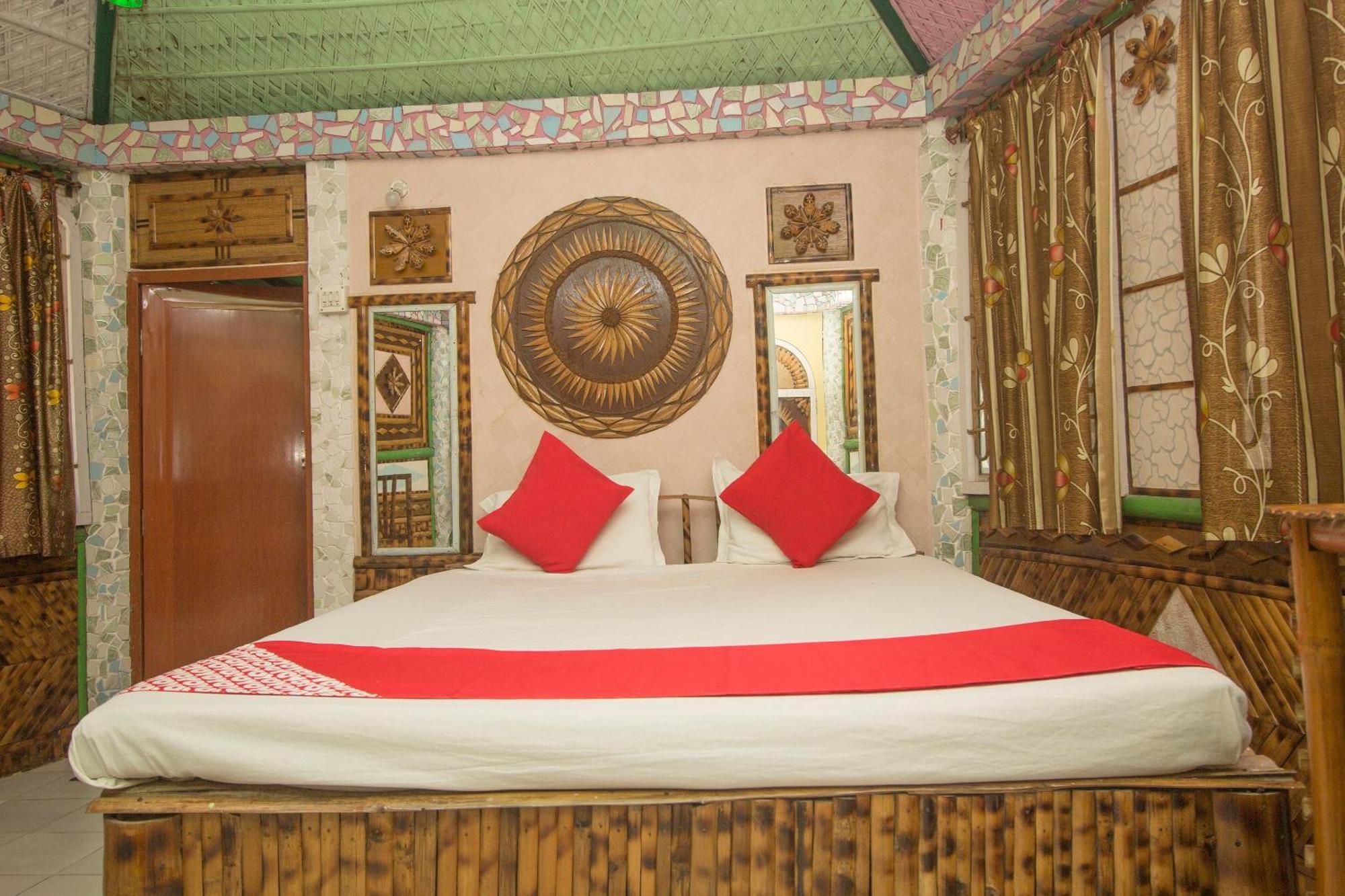 Madari Hat Hotel O 46691 Jaldapara Rhino Resort מראה חיצוני תמונה