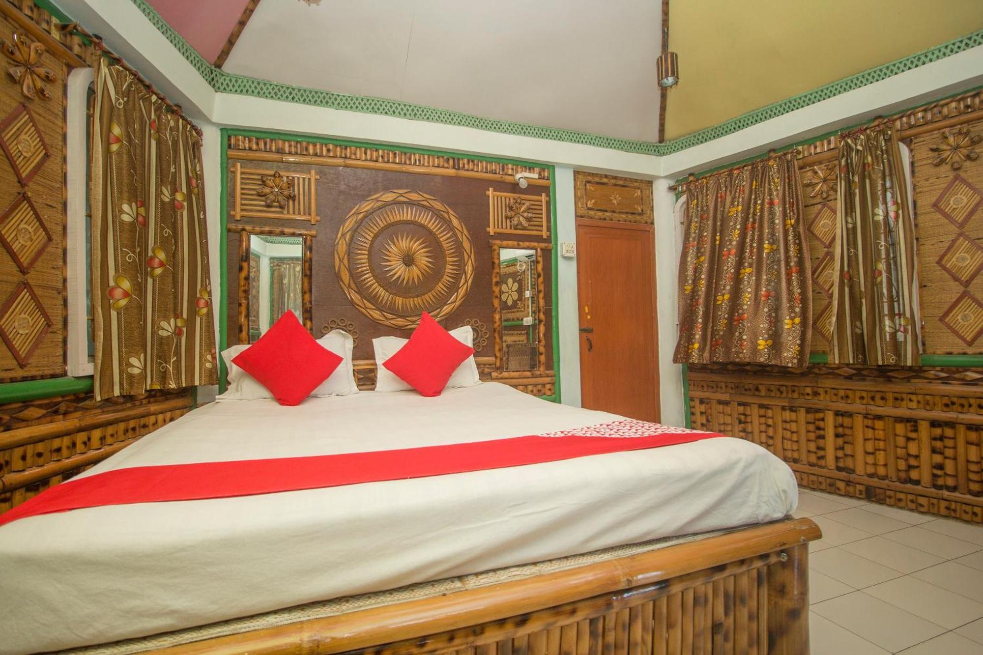 Madari Hat Hotel O 46691 Jaldapara Rhino Resort מראה חיצוני תמונה