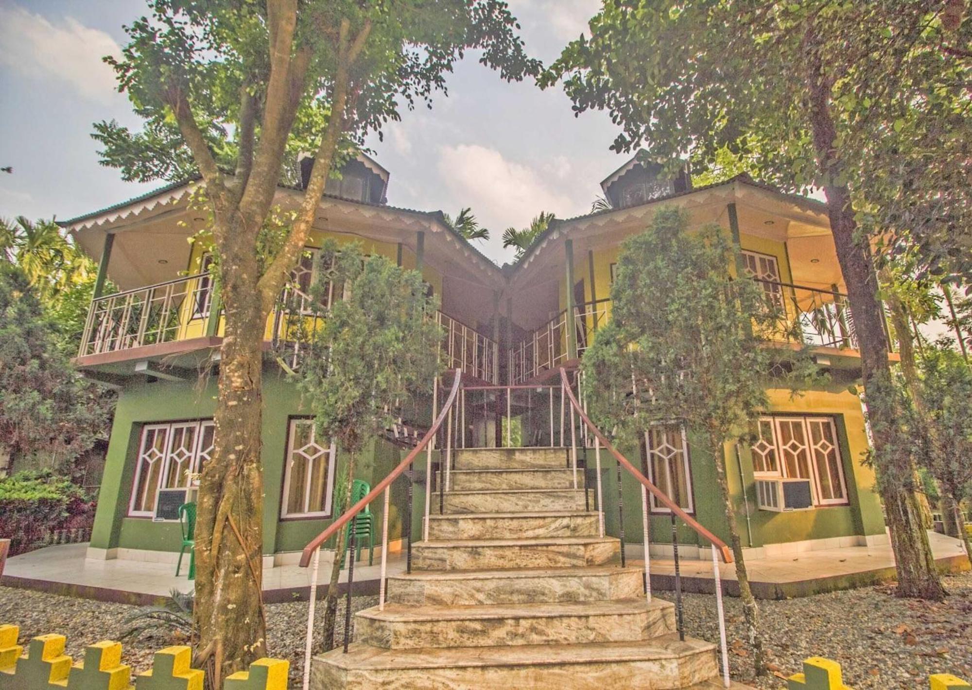 Madari Hat Hotel O 46691 Jaldapara Rhino Resort מראה חיצוני תמונה